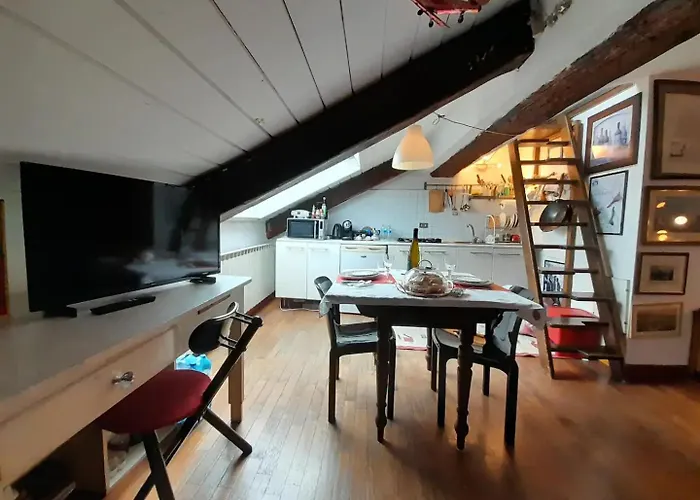 Il Nido Di Oreste, Un Rifugio Incantevole Dove Ogni Angolo E Un Invito Al Relax E Al Benessere