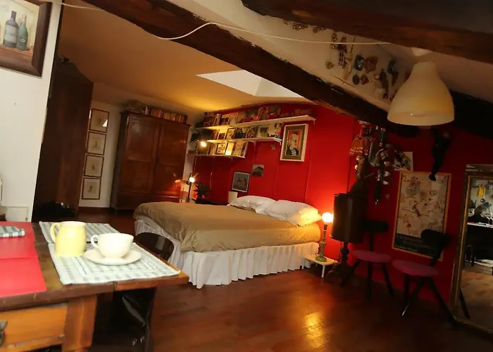 Il Nido Di Oreste, Un Rifugio Incantevole Dove Ogni Angolo E Un Invito Al Relax E Al Benessere