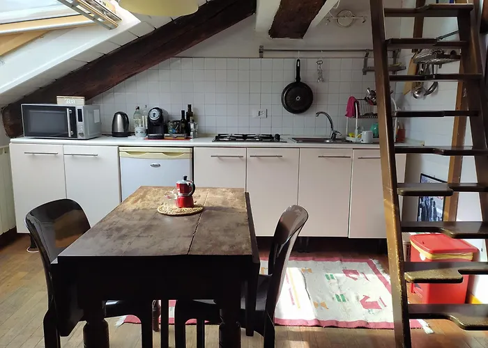 Il Nido Di Oreste, Un Rifugio Incantevole Dove Ogni Angolo E Un Invito Al Relax E Al Benessere